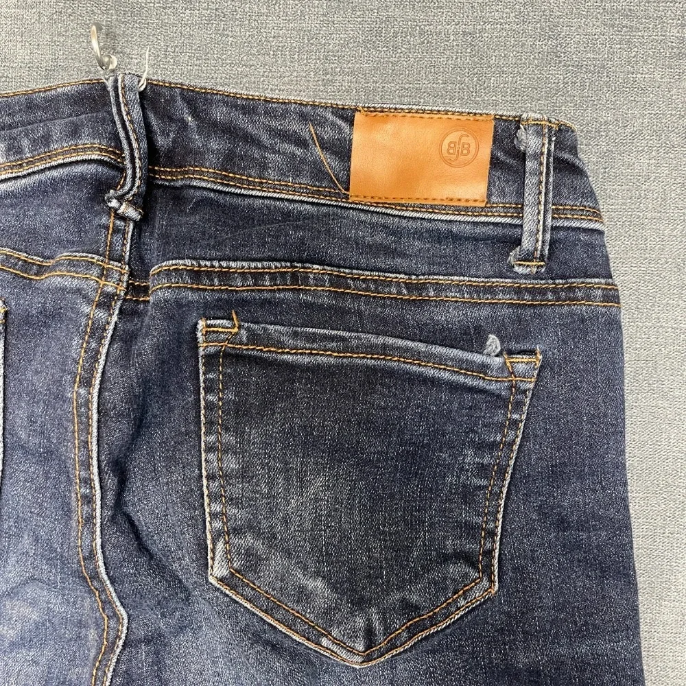 Boom Boom Jeans Bermuda Shorts Womens 28 Blue Mid Rise Medium Wash Frayed Hem
